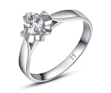 周生生官方旗艦店鉆石手鏈 線上珠寶消費的價格指南與新風尚